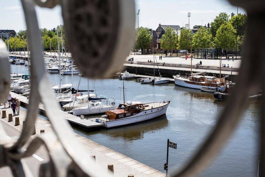 Vue Imprenable Sur Le Port, Charmant Et Clair! Vannes Exterior foto
